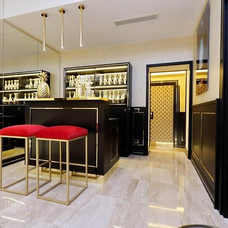 Spanish Hills Collection Luxury Suites & Jacuzzi Roma Exterior foto