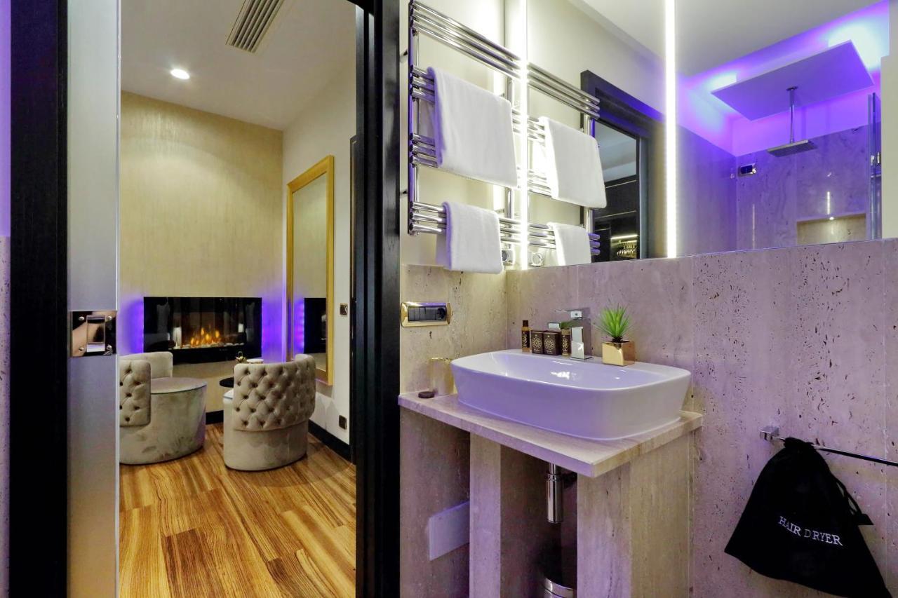Spanish Hills Collection Luxury Suites & Jacuzzi Roma Exterior foto