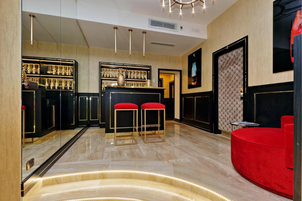 Spanish Hills Collection Luxury Suites & Jacuzzi Roma Exterior foto