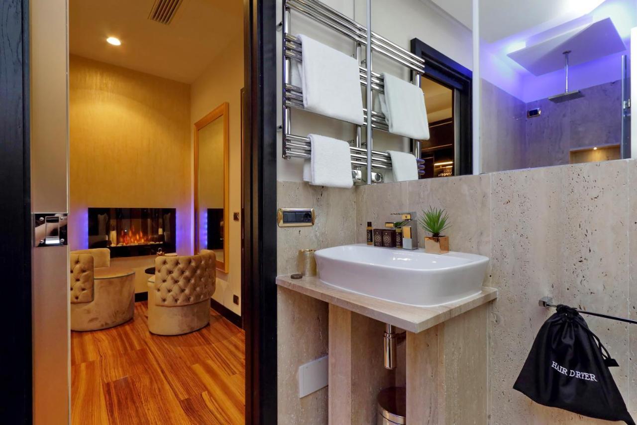 Spanish Hills Collection Luxury Suites & Jacuzzi Roma Exterior foto